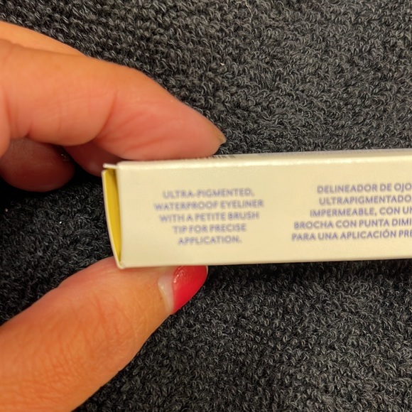 Tresluce Beauty liquid Liner Pen NIB - Picture 4 of 4